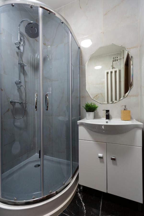 Stylish Quentin Apartment In The King Street Budapeşte Dış mekan fotoğraf
